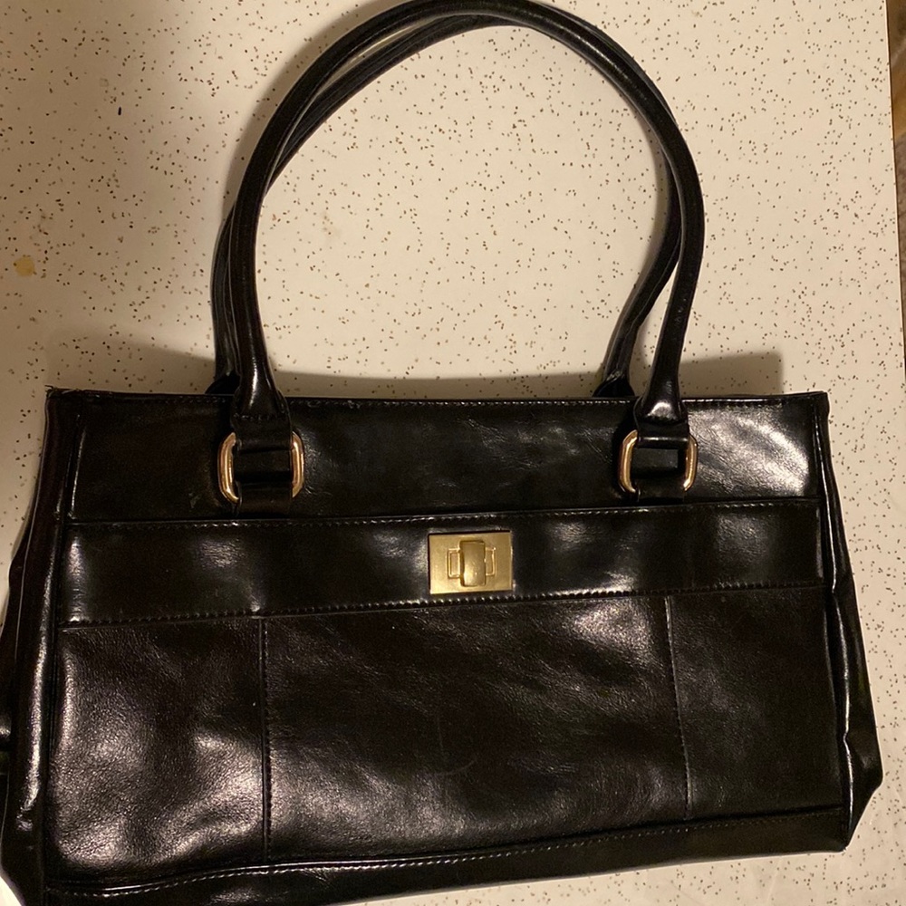 Giani Bernini black purse